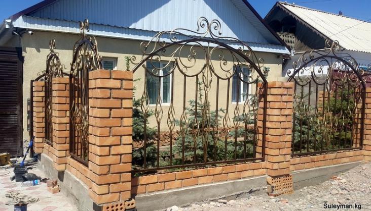 Декоративный забор в Бишкеке и Балыкчы.