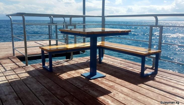 Уличные скамейки столы мебель Иссык-Куль