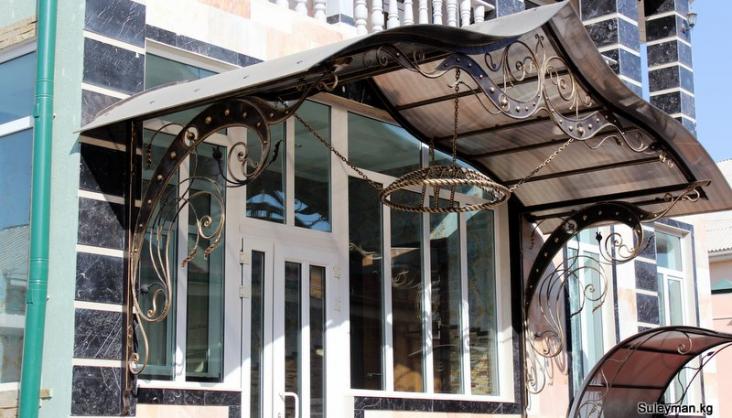 Заказать купить кованый козырек навес в Бишкеке и Балыкчы
