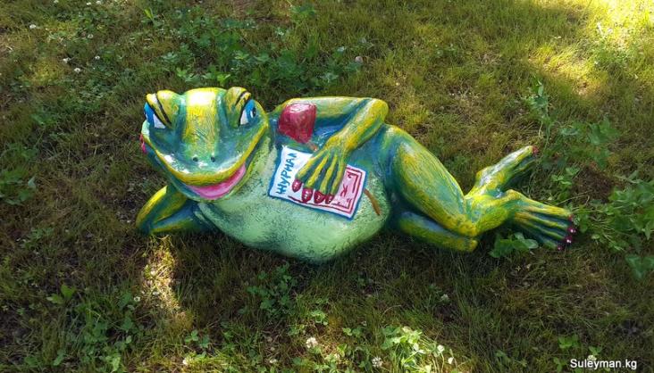 Садовые скульптуры Бишкек