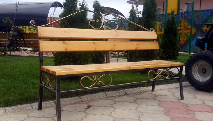 Лавочки в гостевой дом Иссык-Куль.