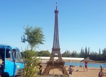 Эйфелева башня.