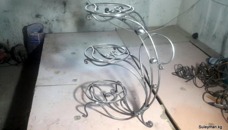 Ковка Бишкек, кованая подставка для тортов