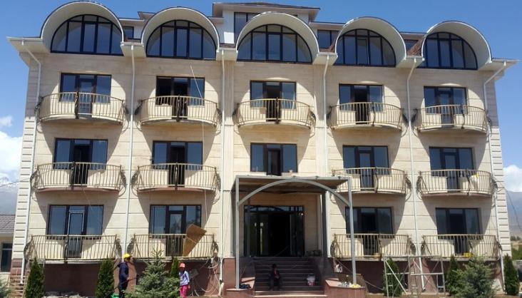 Заказать перила металлические на балкон