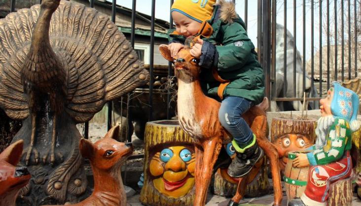 Садово парковые скульптуры в Бишкеке и Балыкчы.