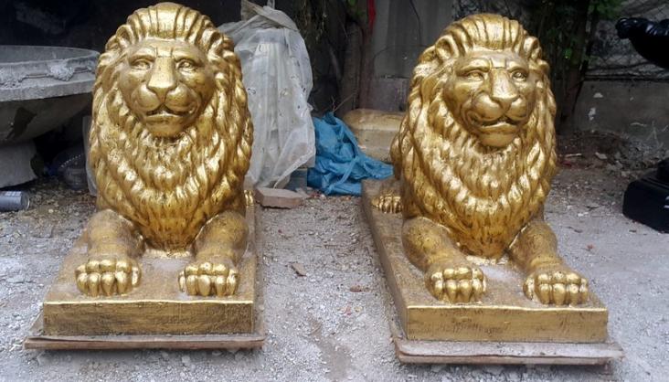 Заказать или купить скульптуры львов из бетона в Кыргызстане.